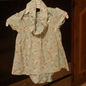 Baby dress and bow